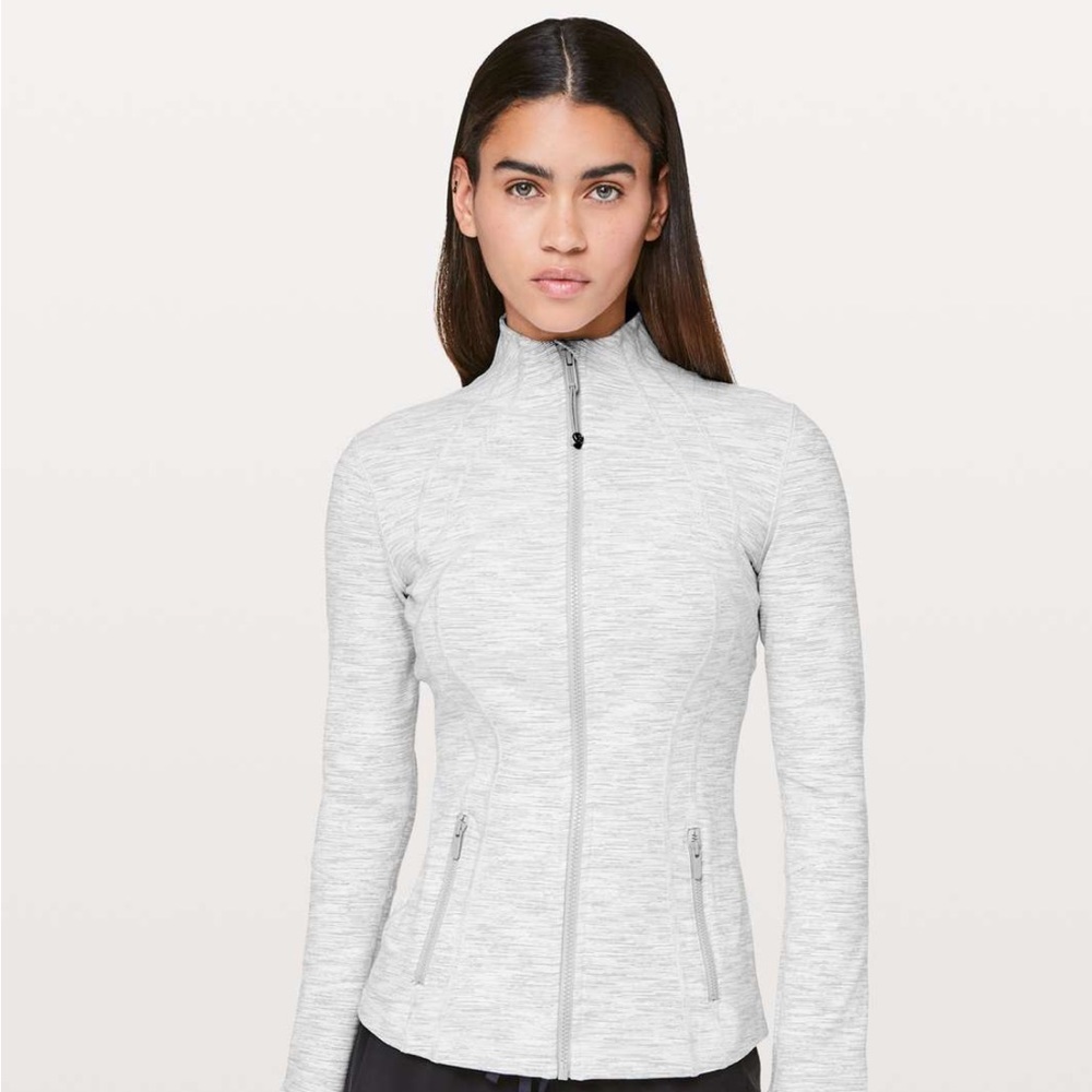 Lululemon size 4 define jacket-excellent condition!